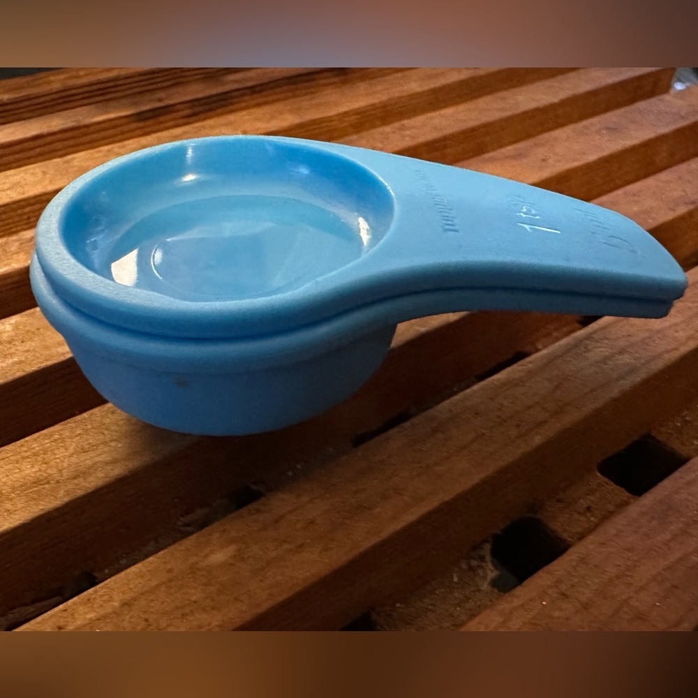 Tupperware Measuring Mates Magnetic Measuring Spoons